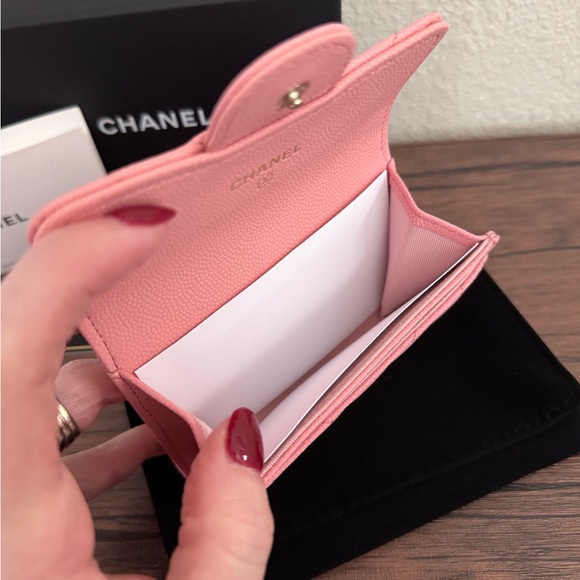 ❌SOLD❌CHANEL Chevron Quilted Caviar Leather Card Wallet in Pink - Picture 4 of 11